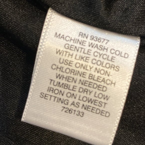 LIZ CLAIBORNE Top Sleeveless Black & White Soft Pleats Sz M - Picture 9 of 12